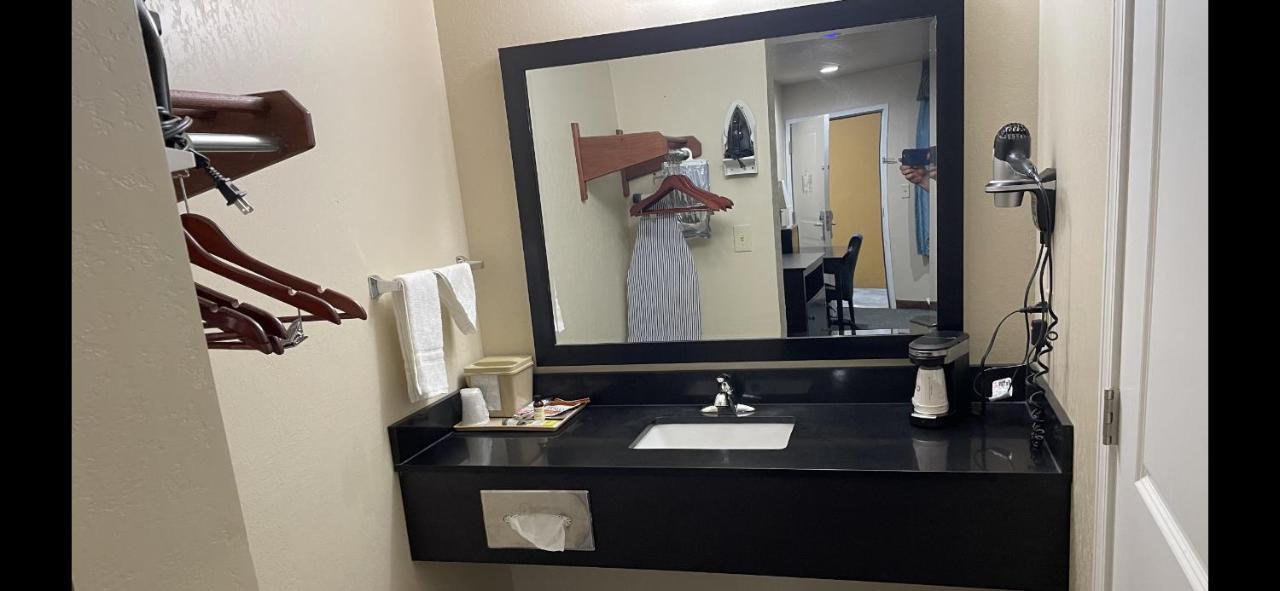 Garden Inn & Suites 리틀록 외부 사진